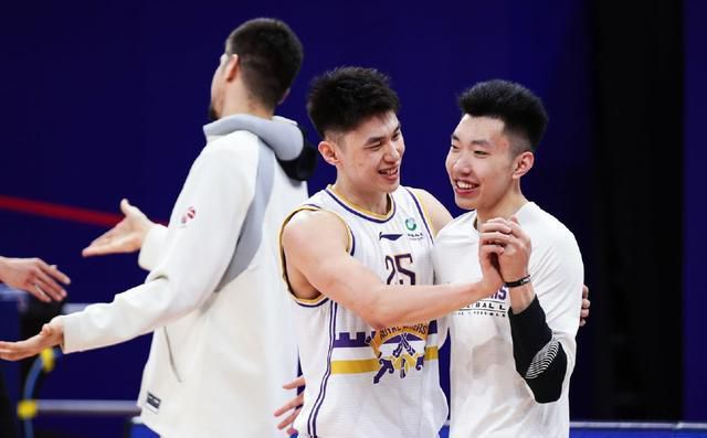 六月丁香综合在线视频